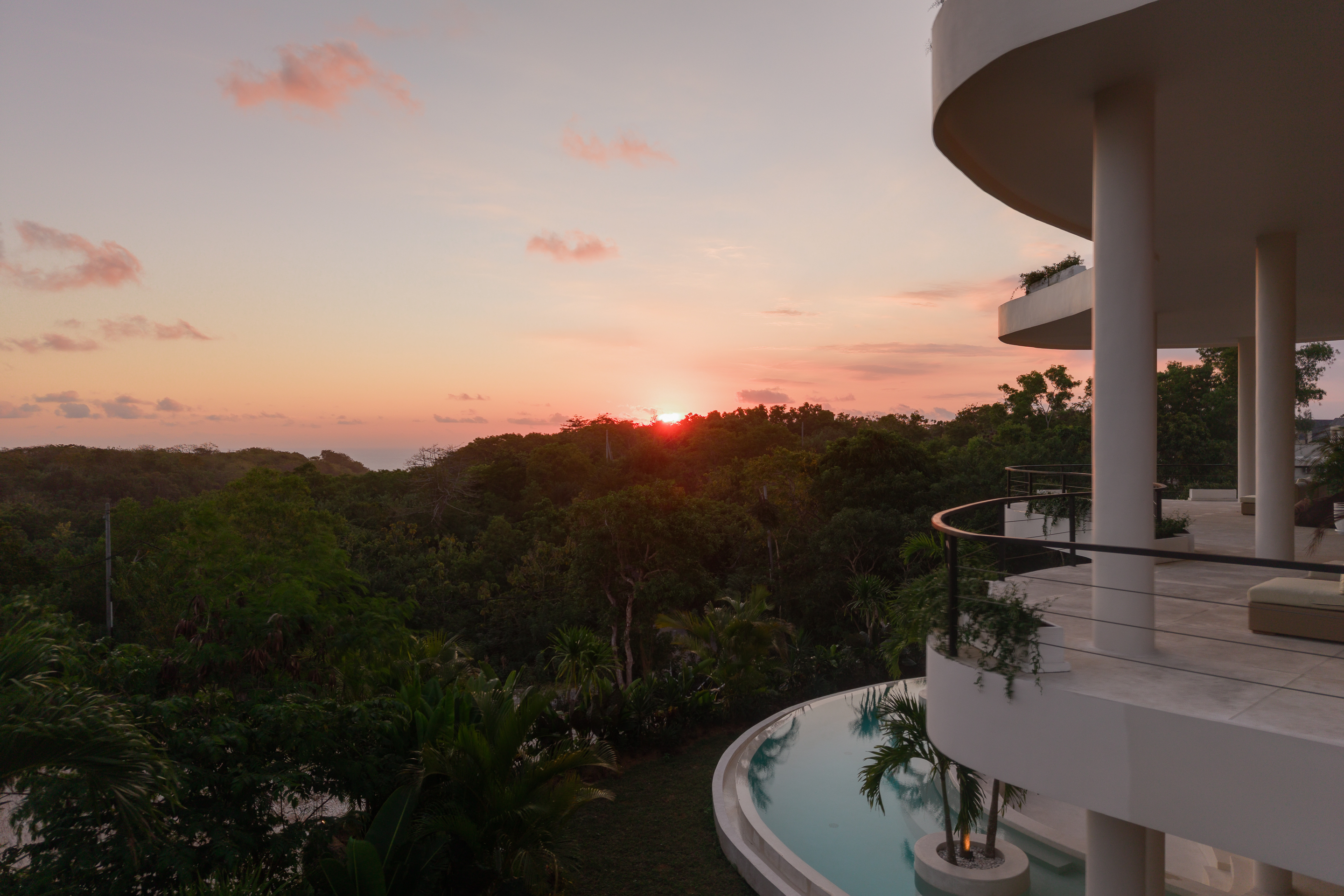Villa Vivaya Sol upper floor terrace
